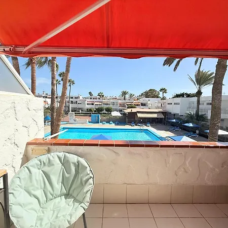 Sunny Terrace, Fast Wifi Relax & Remote Work Quiet Area 阿罗纳